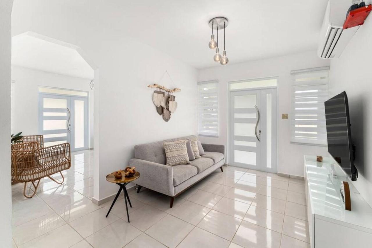 Casa Catalina - 11 Min From Bqn Villa Aguacate Екстериор снимка